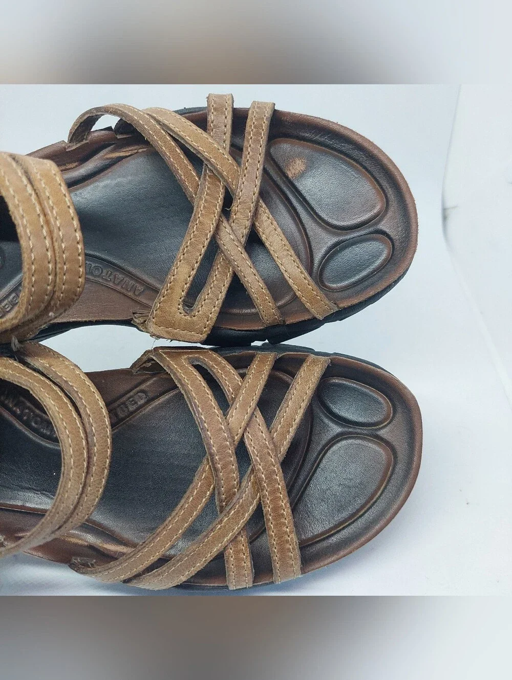 Keen Naples Brown Tan Leather Sandals Strappy Fisherman Womens Size 6.5